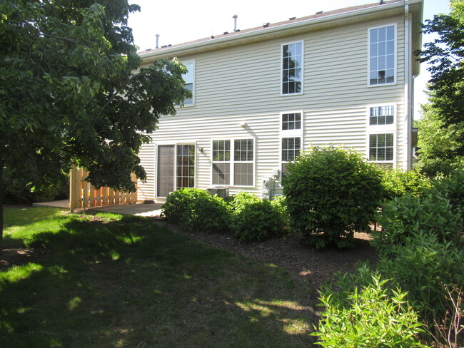 Building Photo - 9911 Thornton Way