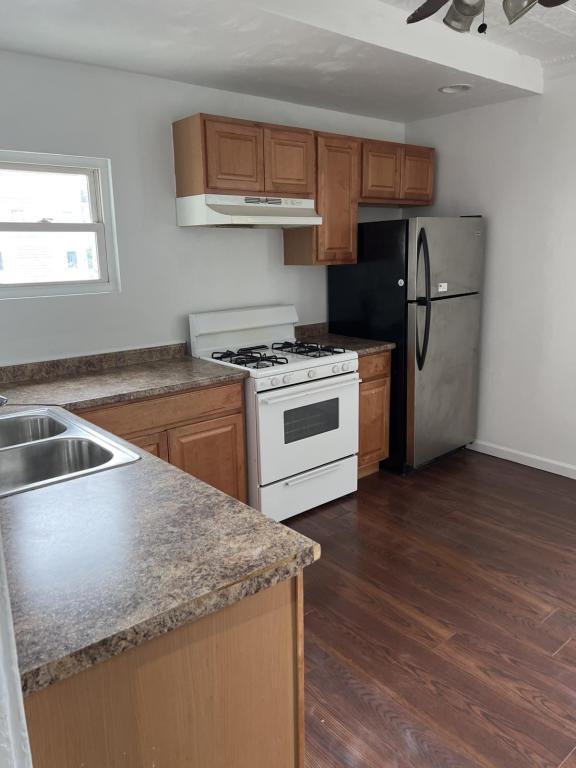 Building Photo - 3805 Howley St Apt 2