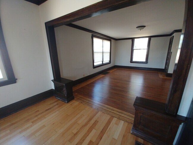 Foto del edificio - 3100 Elliot Ave