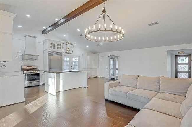 Foto del edificio - 520 E Castle Harbour Dr