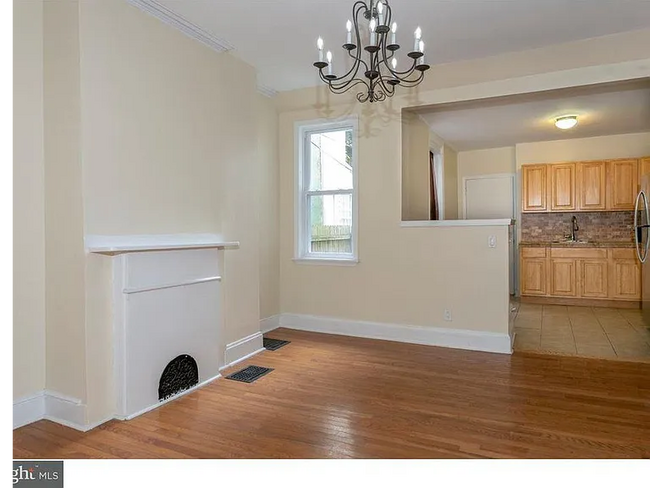 Foto del edificio - 2207 Bainbridge St