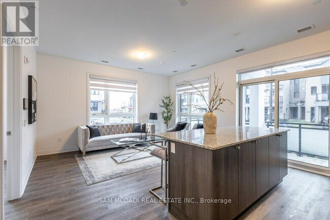 Building Photo - 470 Gordon Krantz Ave