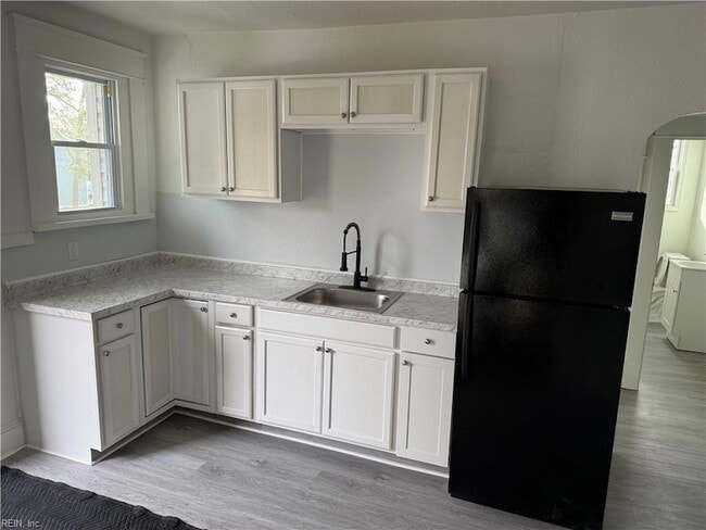 Foto del edificio - 1707 Holladay St