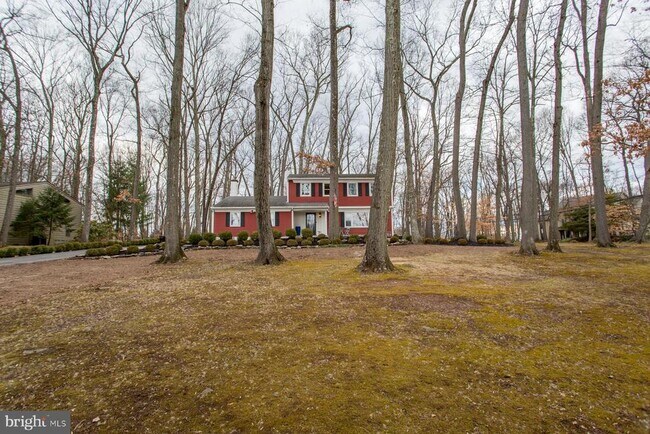 Building Photo - 6193 Honey Hollow Rd