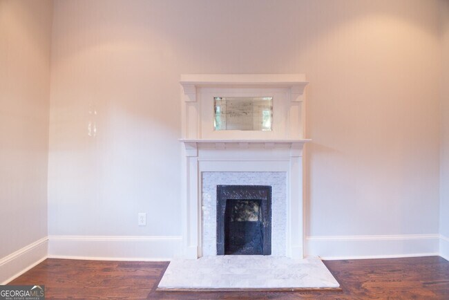 Building Photo - 97 Selman St SE