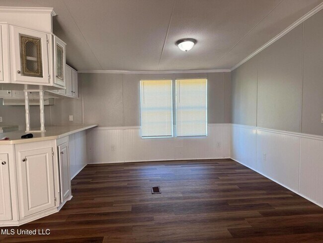 Foto del edificio - 103 Cedar Ridge Blvd