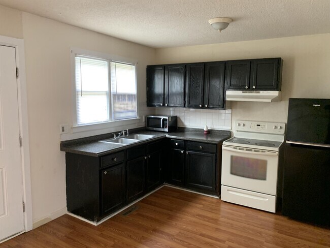 Foto del edificio - 217 Camp Sunrise Rd NW
