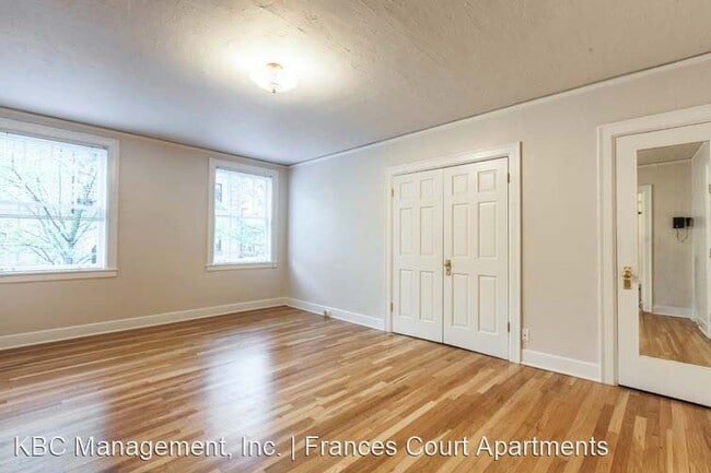 Building Photo - Studio, 1 bath Apartment - 1037 NW 20th Ave