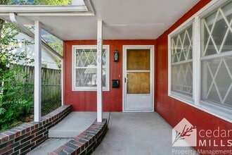 Building Photo - 2046 S Gold St