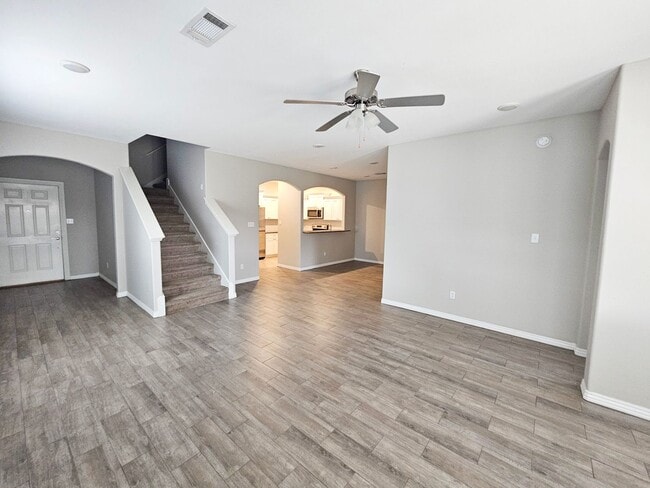 Building Photo - Beautiful 3B/2B Townhome in Chaffee Crossi...
