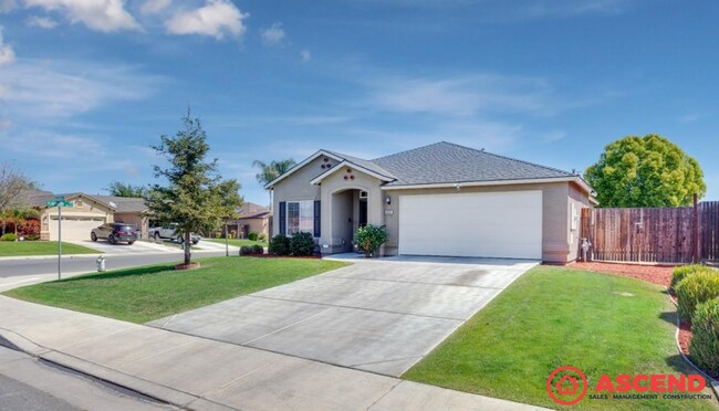 Foto del edificio - Charming 4 Bedroom Home!