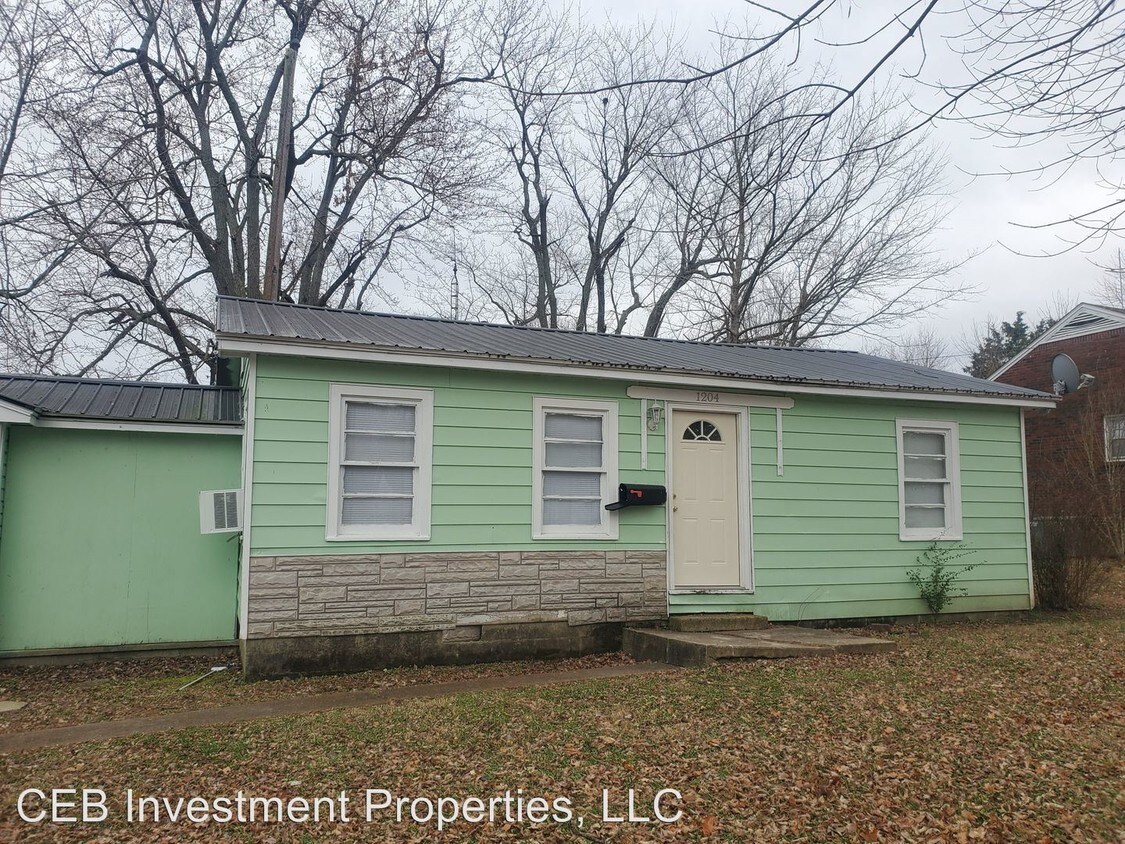 Primary Photo - 4 br, 1 bath House - 1204 South 6th Street