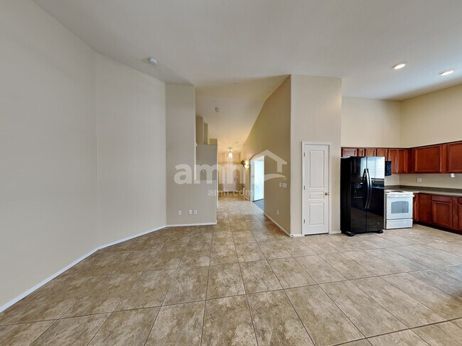 Building Photo - 16261 W Hope Drive