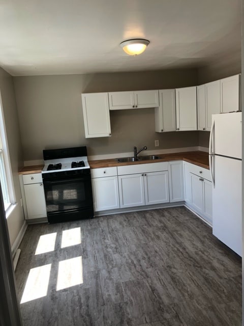 Building Photo - 2326 Farnam St