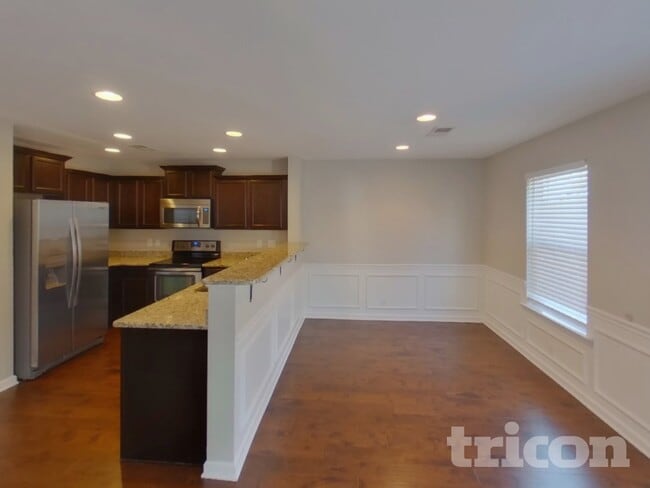 Building Photo - 2631 Salem Glen Xing