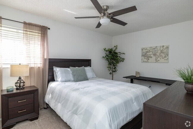 2BR, 2BA - 900SF - Bedroom - Urban Place Apartments