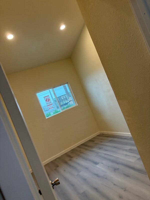 Foto del edificio - 4705 Yosemite Blvd