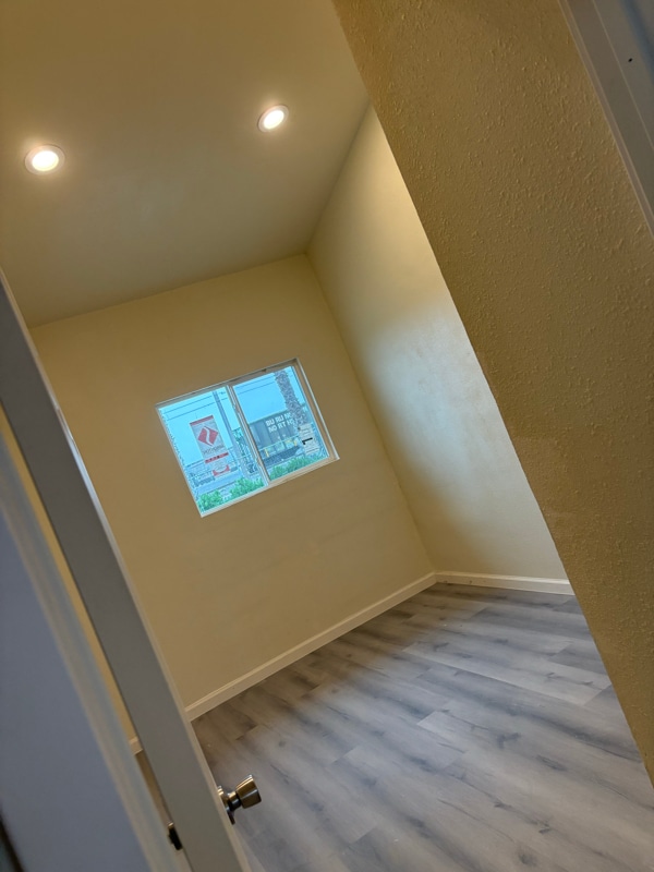 Building Photo - 4705 Yosemite Blvd