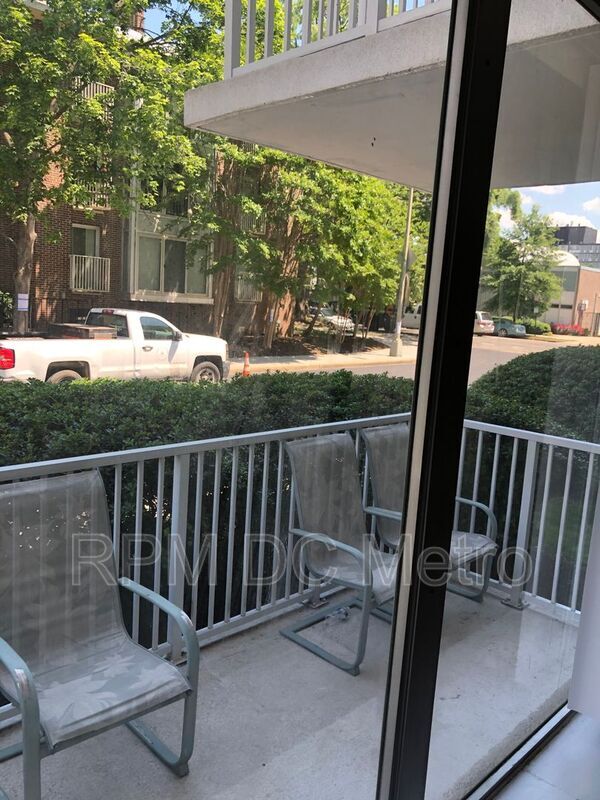 Foto del edificio - 400 O St SW