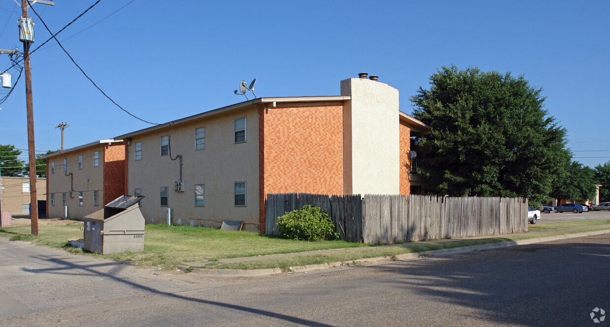 Foto del edificio - 3206 Salisbury Ave