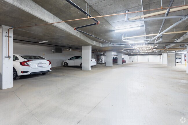 Parking couvert - 114 University