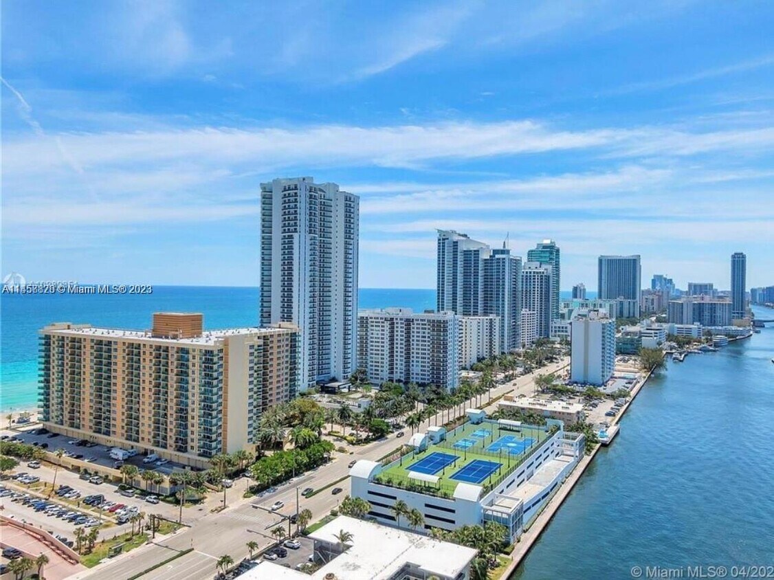 Primary Photo - 2501 S Ocean Dr