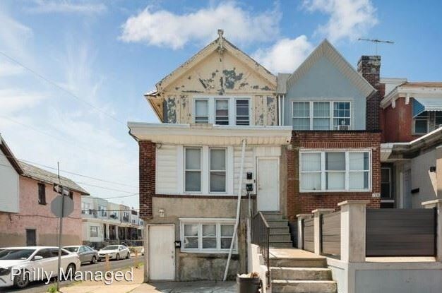 Primary Photo - 1340 E Luzerne St
