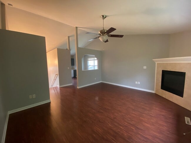 Living room - 2502 Catskill Ct