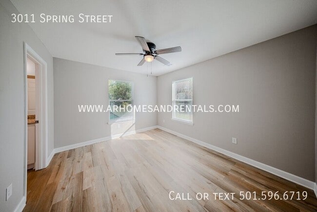 Foto del edificio - 3011 S Spring St