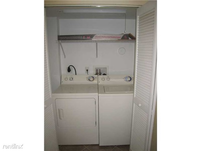 Foto del edificio - 529 E Sheridan St