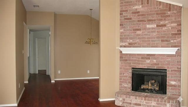 Building Photo - 701 Sunflower Ln