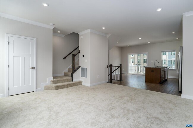 Foto del edificio - 2405 Crescent Wy