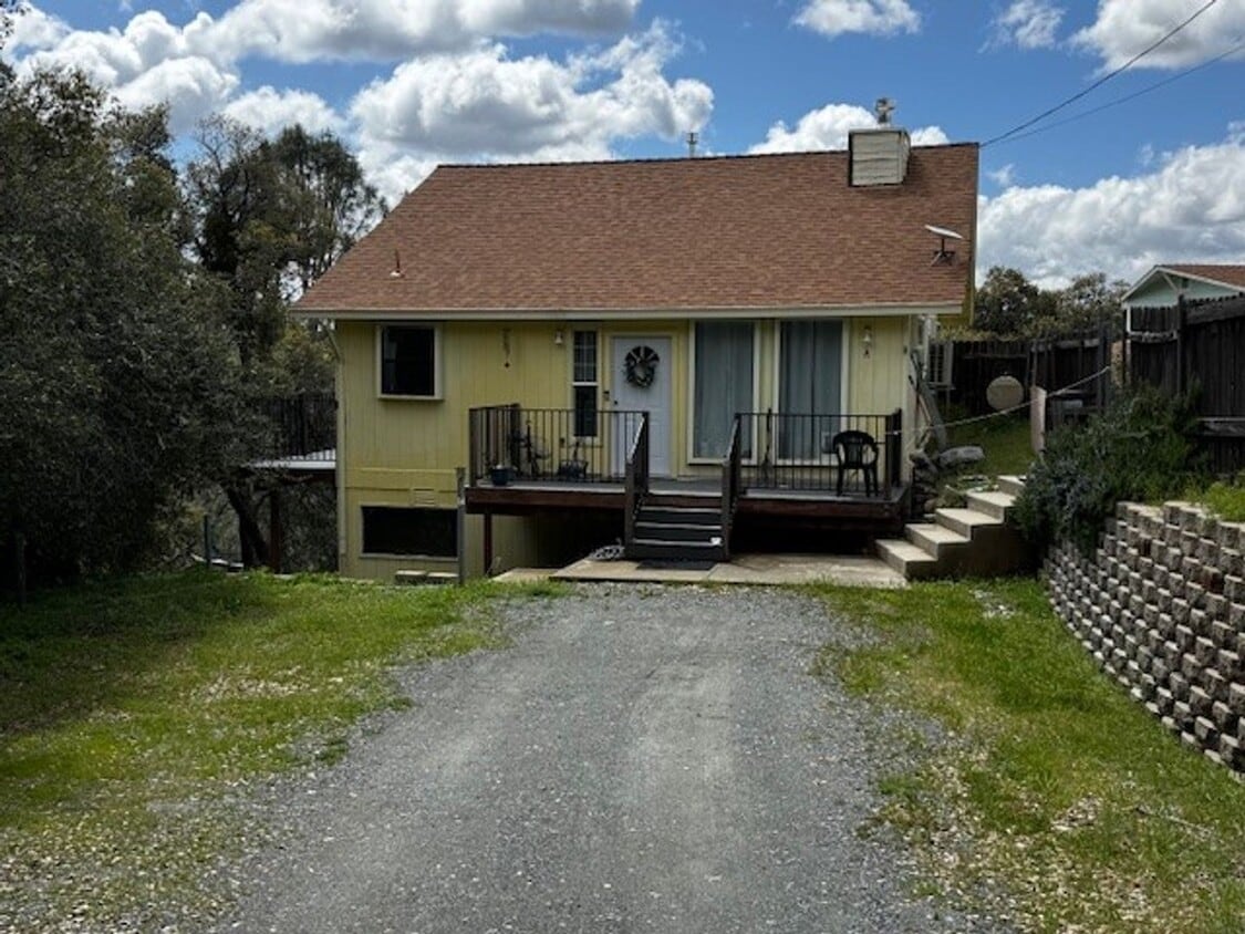 Primary Photo - East Sonora Cottage with a view