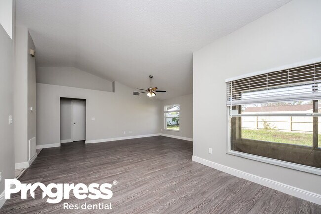 Building Photo - 14019 Ames Ave