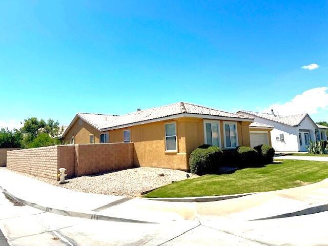 Building Photo - 47497 Lagoon Ct