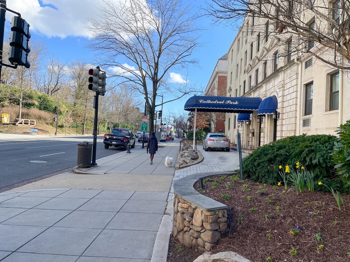 Photo - 3100 Connecticut Ave NW (Washington, DC)