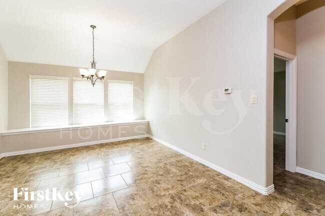 Foto del edificio - 6901 Canyon Rim Dr