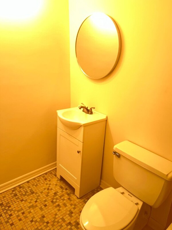 Foto del edificio - 224 E Garden St