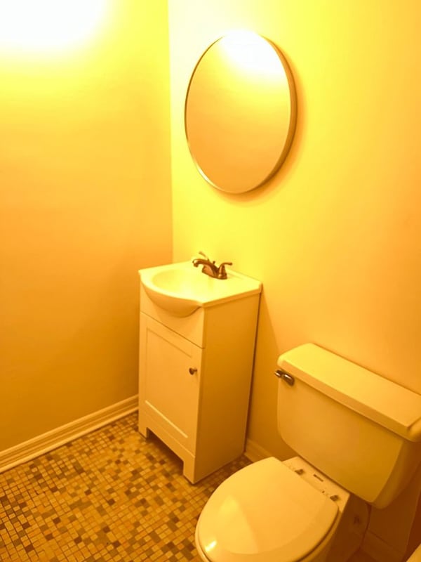 Building Photo - 224 E Garden St