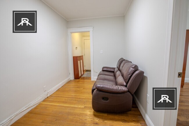 Foto del edificio - 28 Quint Ave