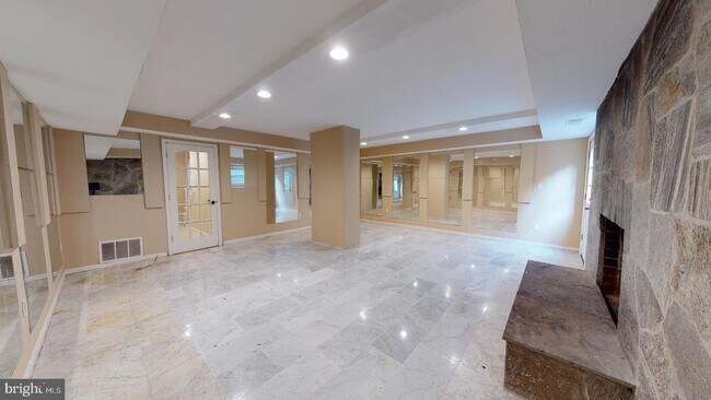 Foto del edificio - 5439 Richenbacher Ave