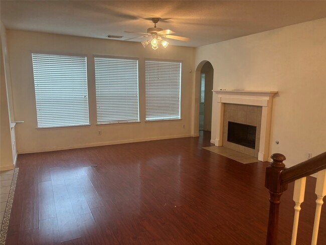 Foto del edificio - 2621 Sweet Wind Dr