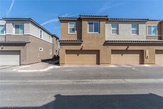 Building Photo - 222 Krameria Ave