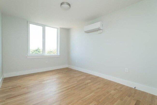 Foto del edificio - 334 Harvard St