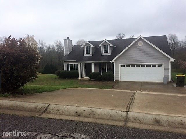 Primary Photo - 3 br, 2 bath House - 251 Cedar Creek Drive