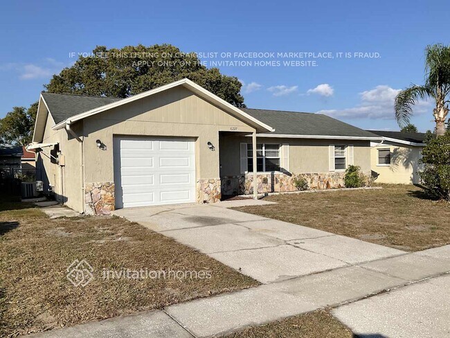 Foto del edificio - 6227 13th Ave