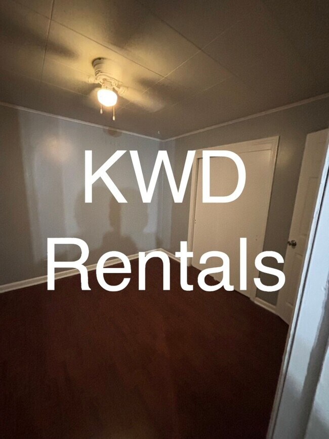 Foto del edificio - 129 Green Acre Dr