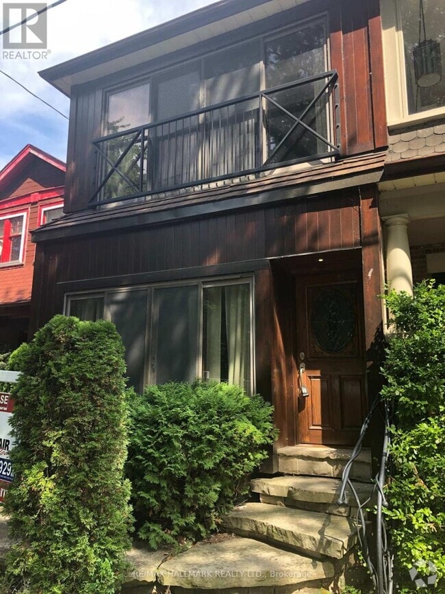 Building Photo - 14 Kewbeach Ave