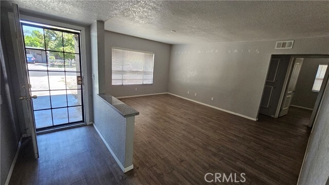 Building Photo - 1541 Rialto Ave