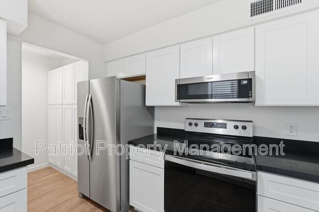 Foto del edificio - 231 N Robson